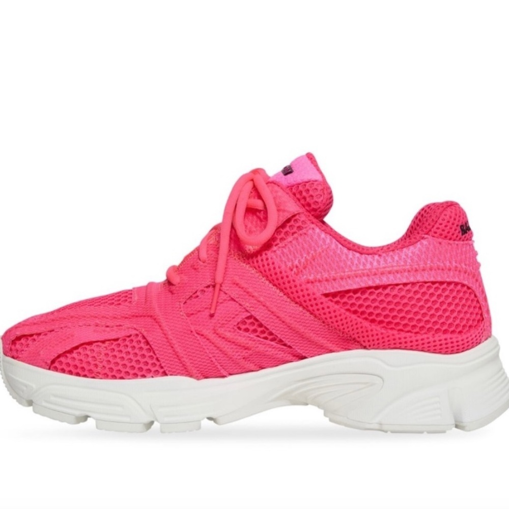 Balenciaga Women's Vibrant Pink Phantom Sneakers.Size 40 /10 US. NWB Dust Bag - Picture 9 of 17